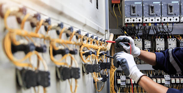Professional Electrician technician working in North Laurel, MD